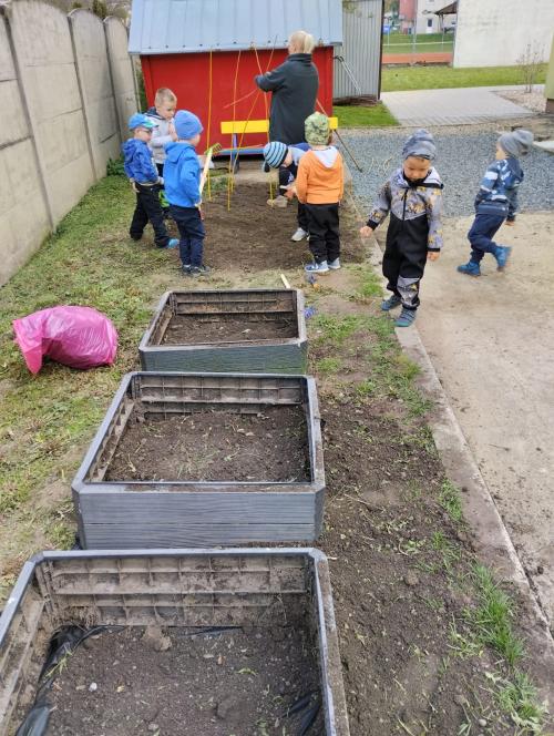 2023 Jak jsme si dělali novou zahrádku